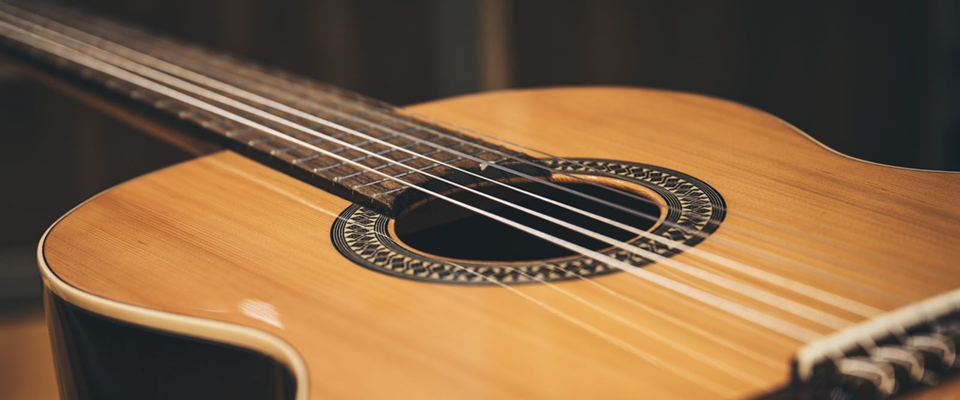 Ein umfassender Leitfaden für Pop-Hits auf der Gitarre