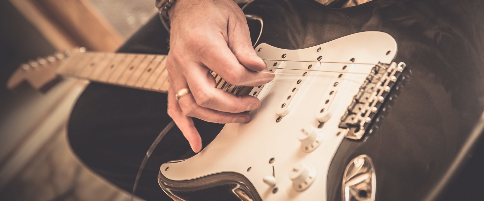 Eine umfassende Anleitung zu Skalen und Solo auf der Gitarre